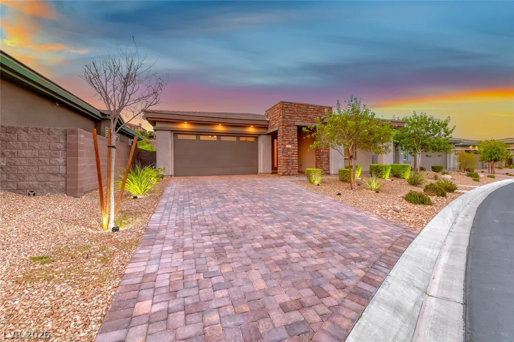 72 Reflection Cove, Henderson, NV 89011