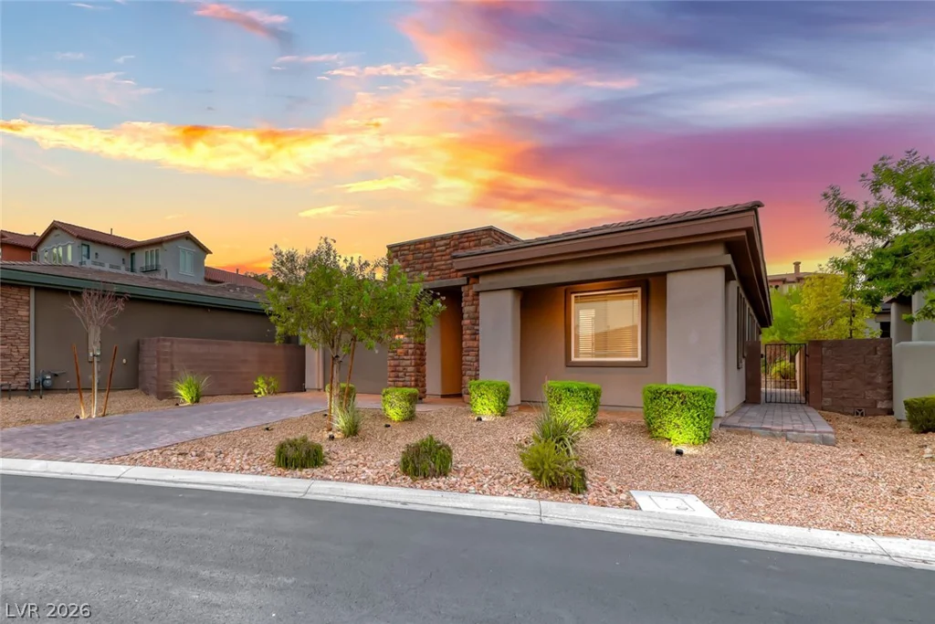 72 Reflection Cove, Henderson, NV 89011