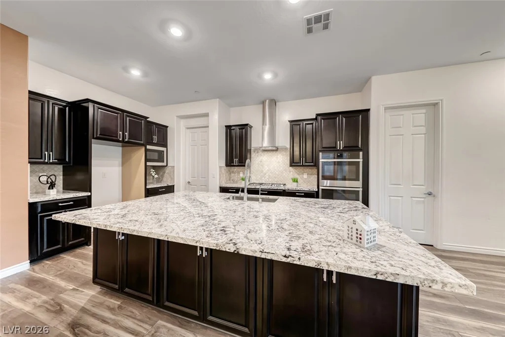 72 Reflection Cove, Henderson, NV 89011