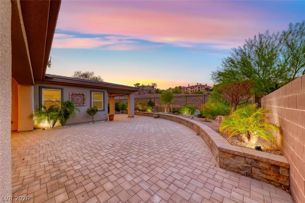 72 Reflection Cove, Henderson, NV 89011