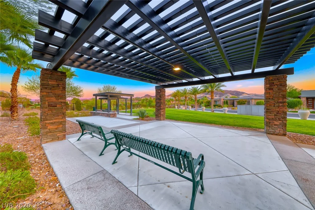 72 Reflection Cove, Henderson, NV 89011