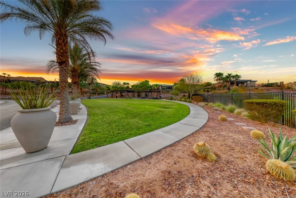 72 Reflection Cove, Henderson, NV 89011