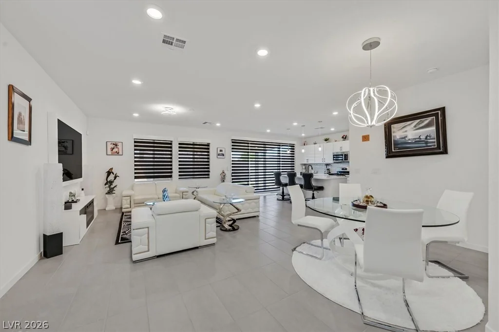 2933 Little Current, North Las Vegas, NV 89086