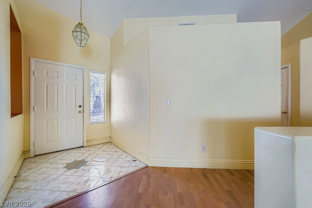 6282 Crespo, Las Vegas, NV 89122