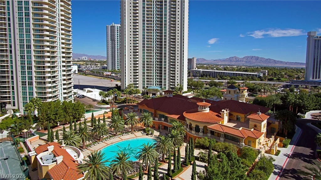 2747 Paradise, Las Vegas, NV 89109