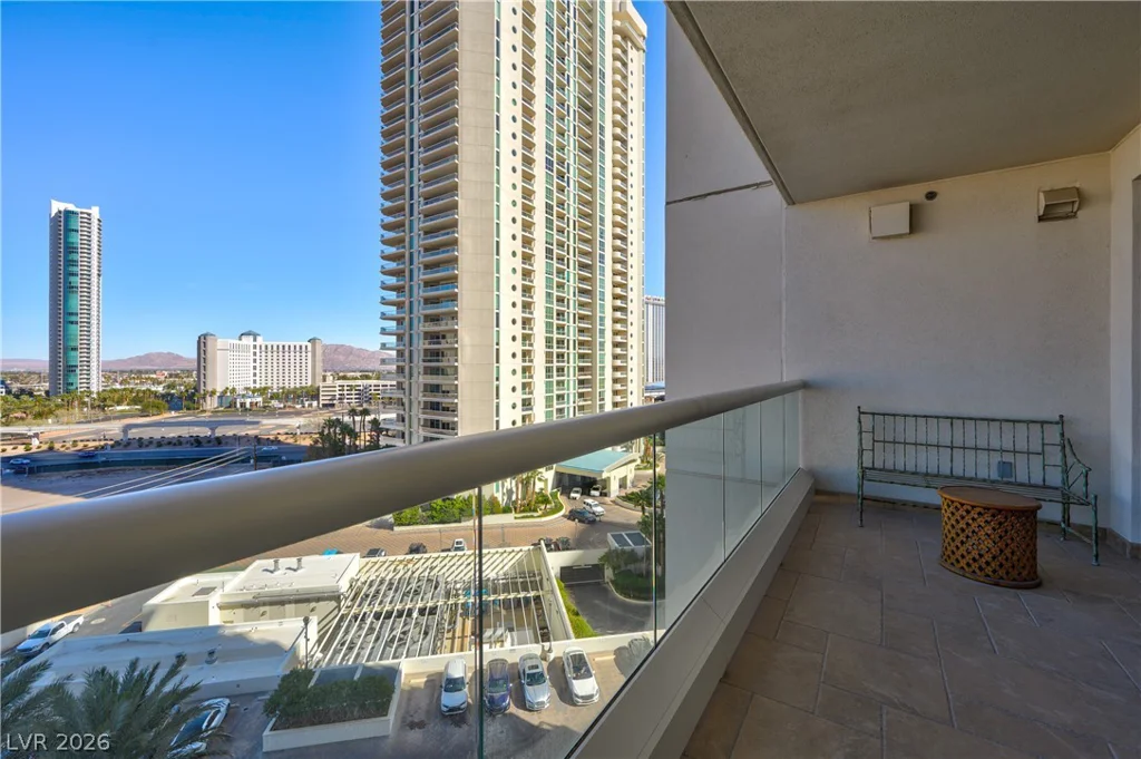 2747 Paradise, Las Vegas, NV 89109