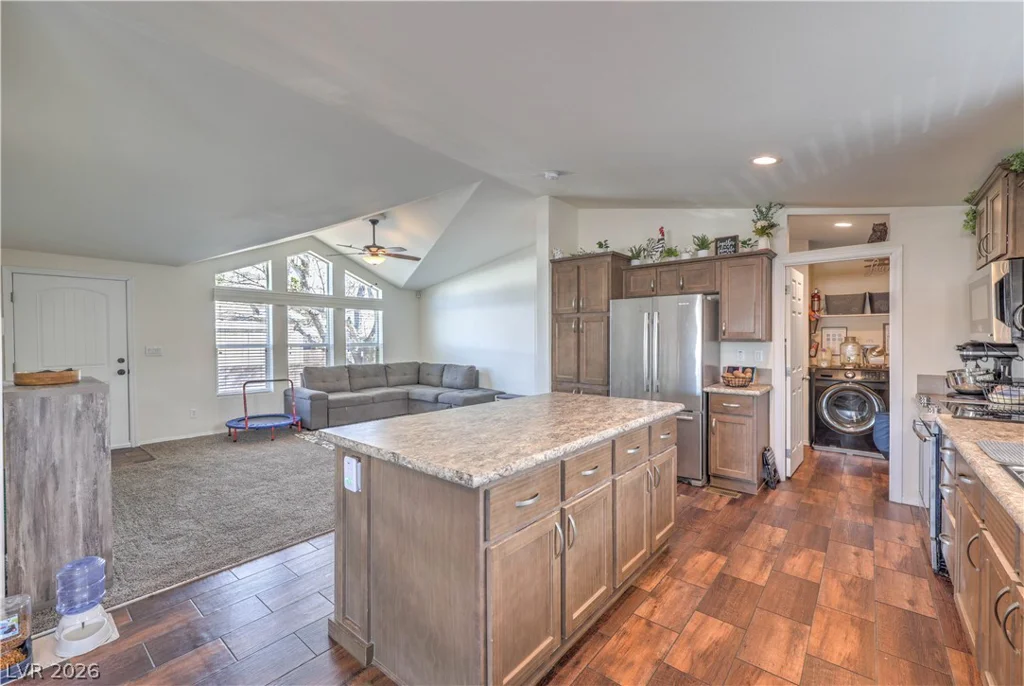 4893 Twain, Las Vegas, NV 89121