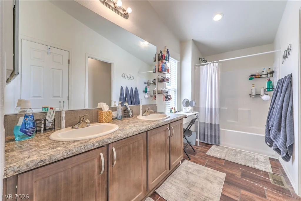 4893 Twain, Las Vegas, NV 89121