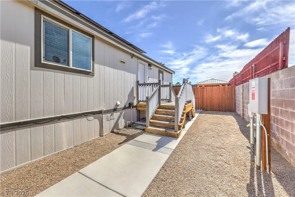 4893 Twain, Las Vegas, NV 89121