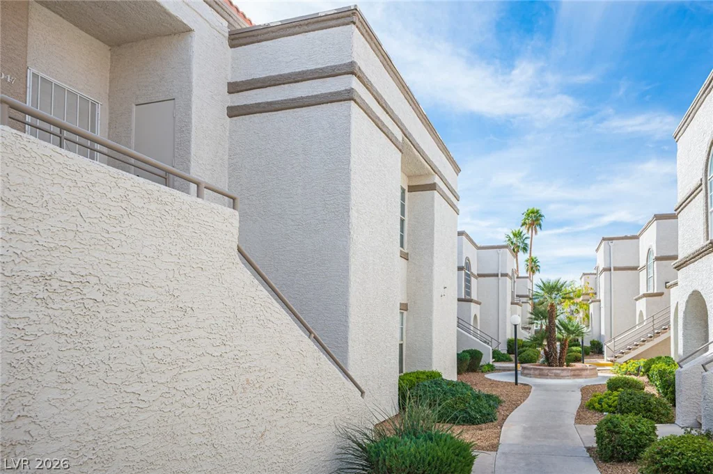 3150 Soft Breezes, Las Vegas, NV 89128