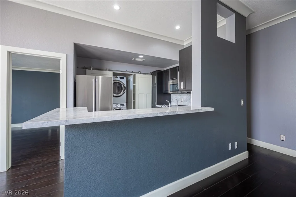 3150 Soft Breezes, Las Vegas, NV 89128