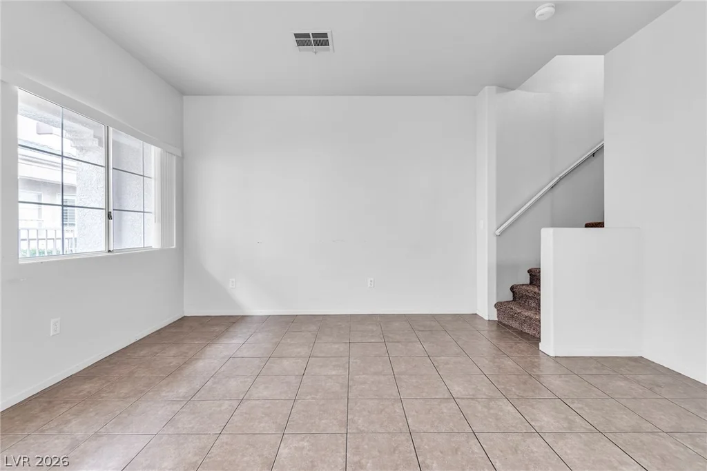 1109 Dusty Creek, Las Vegas, NV 89128
