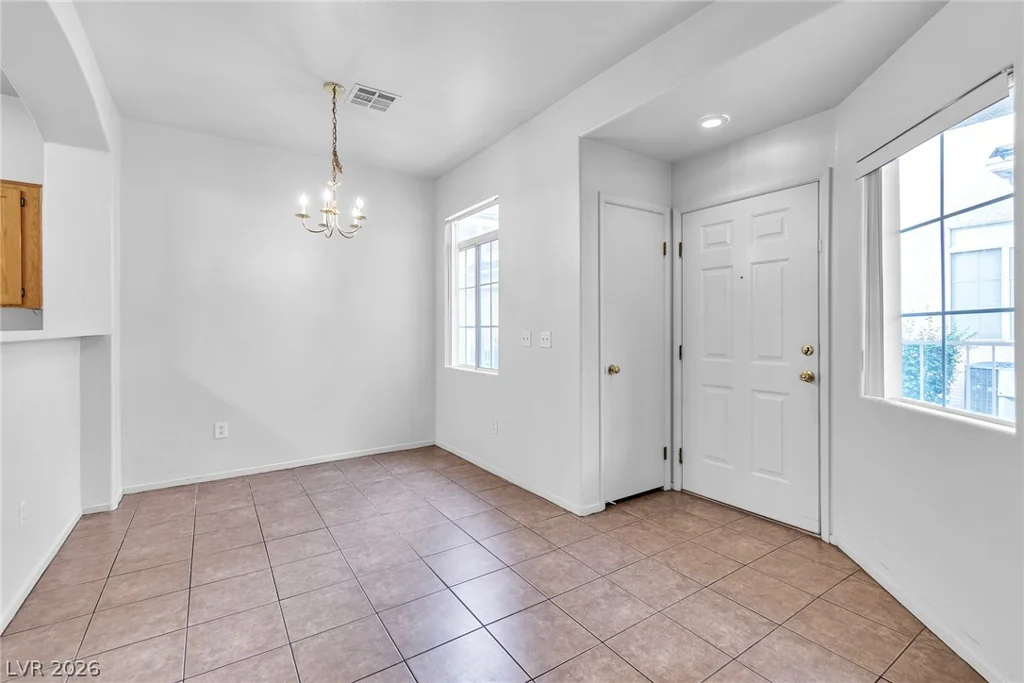 1109 Dusty Creek, Las Vegas, NV 89128
