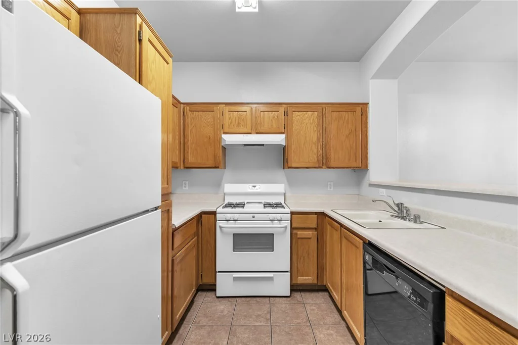 1109 Dusty Creek, Las Vegas, NV 89128
