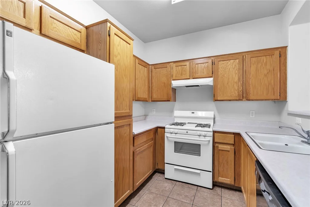 1109 Dusty Creek, Las Vegas, NV 89128
