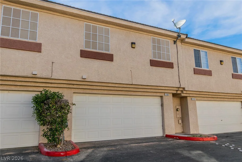 1109 Dusty Creek, Las Vegas, NV 89128