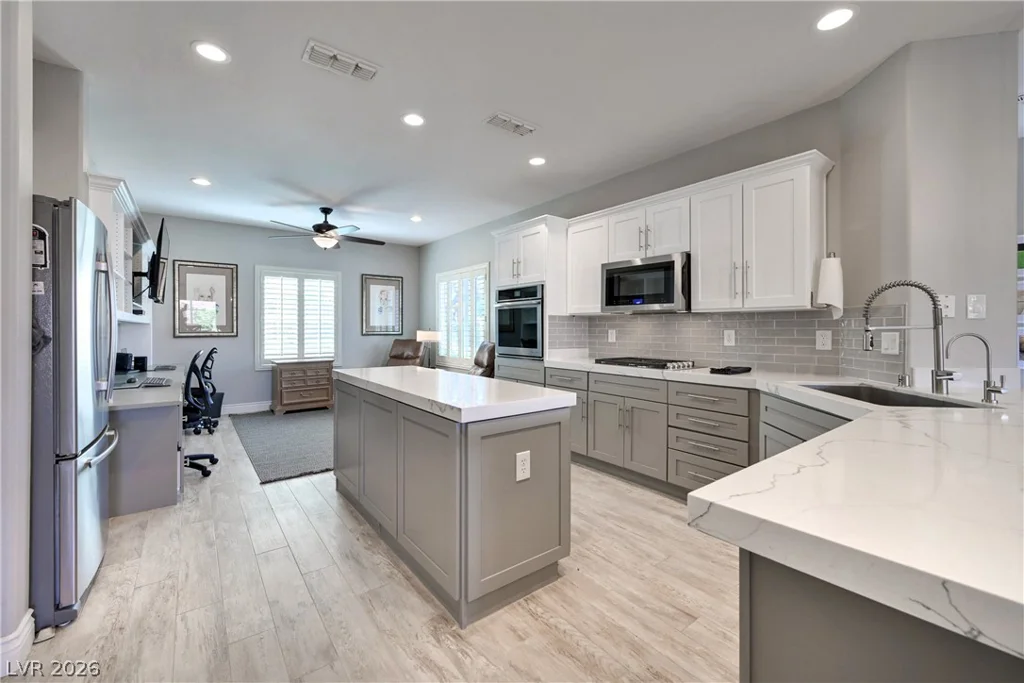 2211 Twin Falls, Henderson, NV 89044