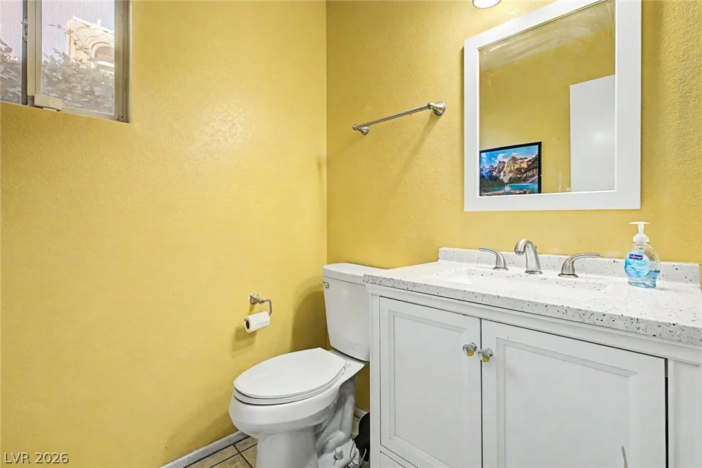 6484 Lombard, Las Vegas, NV 89108