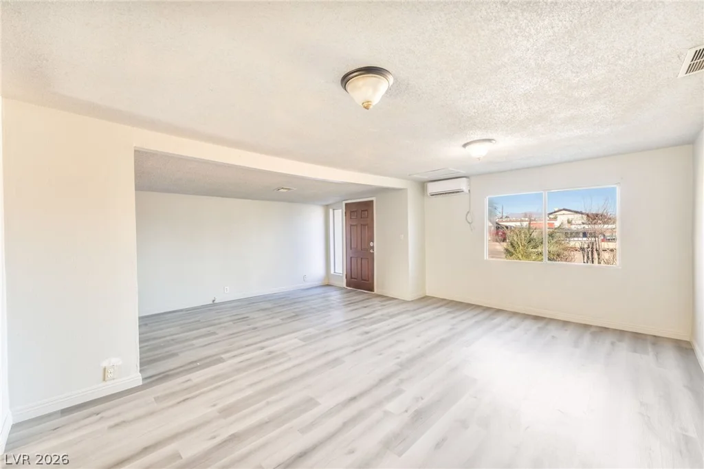 2526 Sunrise, Las Vegas, NV 89101