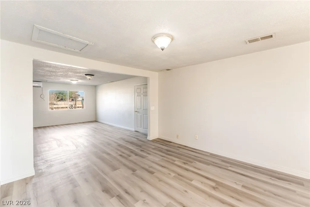 2526 Sunrise, Las Vegas, NV 89101