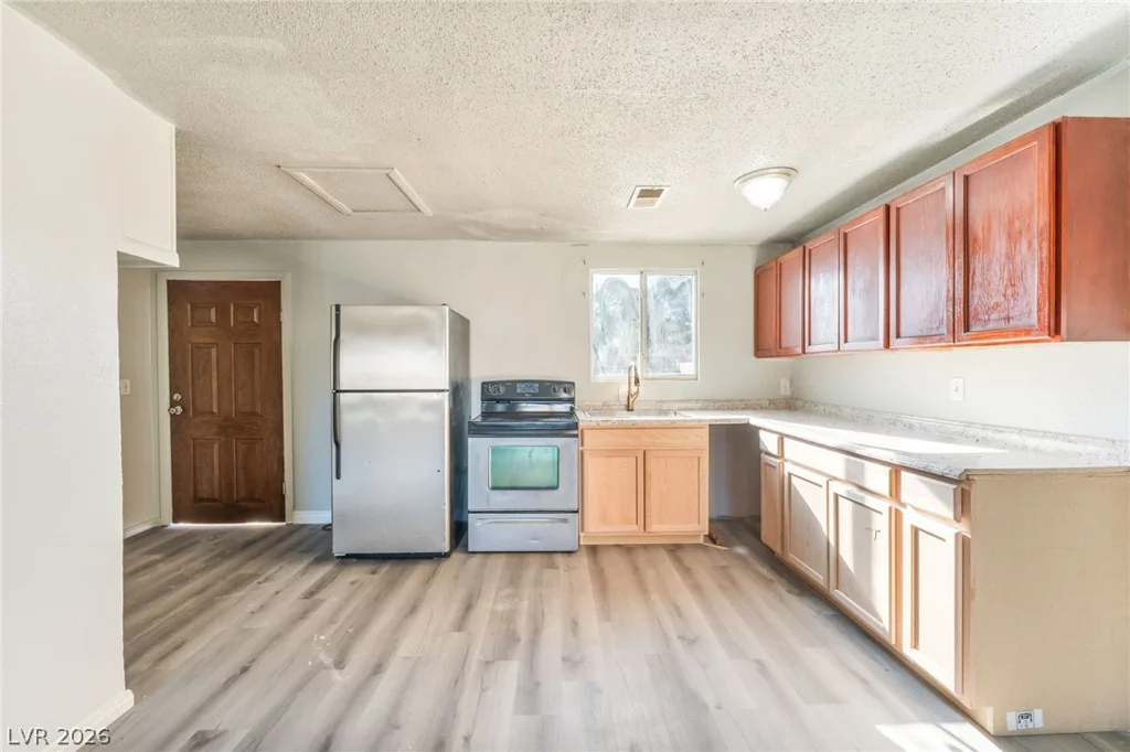 2526 Sunrise, Las Vegas, NV 89101