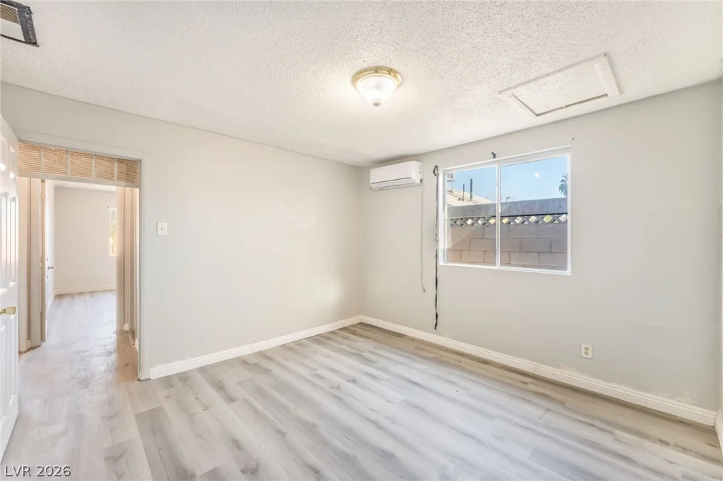 2526 Sunrise, Las Vegas, NV 89101