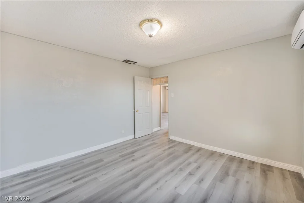 2526 Sunrise, Las Vegas, NV 89101