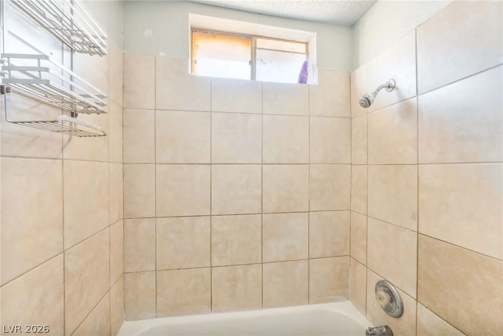 2526 Sunrise, Las Vegas, NV 89101