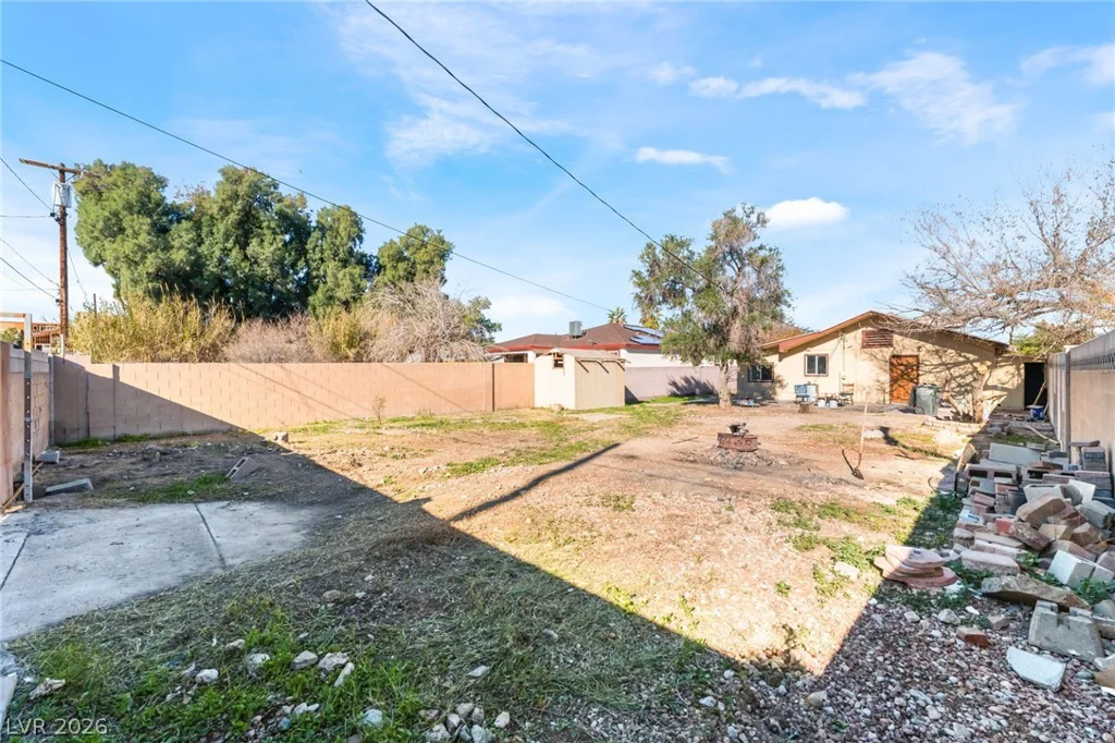 2526 Sunrise, Las Vegas, NV 89101