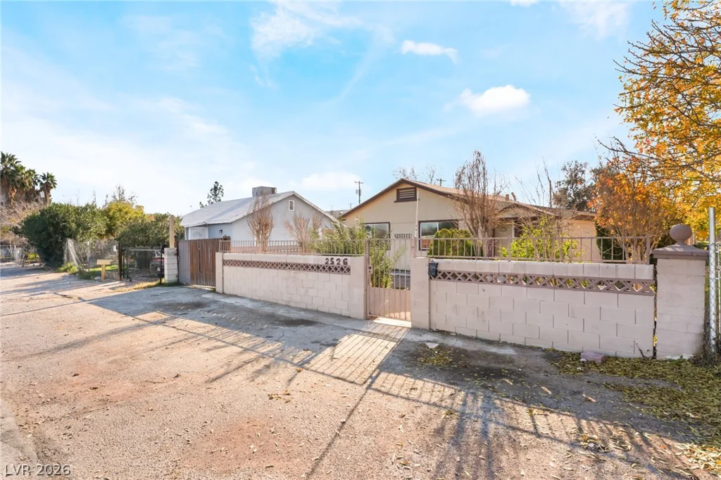 2526 Sunrise, Las Vegas, NV 89101