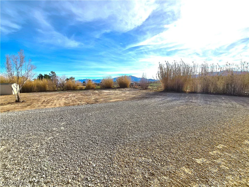 4081 Retread, Pahrump, NV 89048