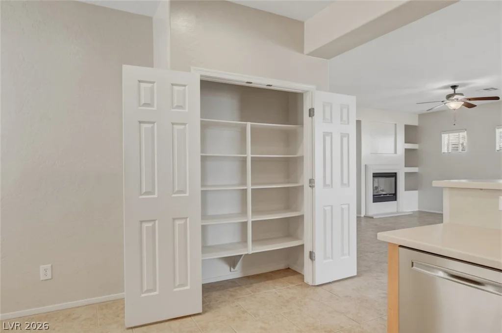 6824 Woodland Vase, Las Vegas, NV 89131