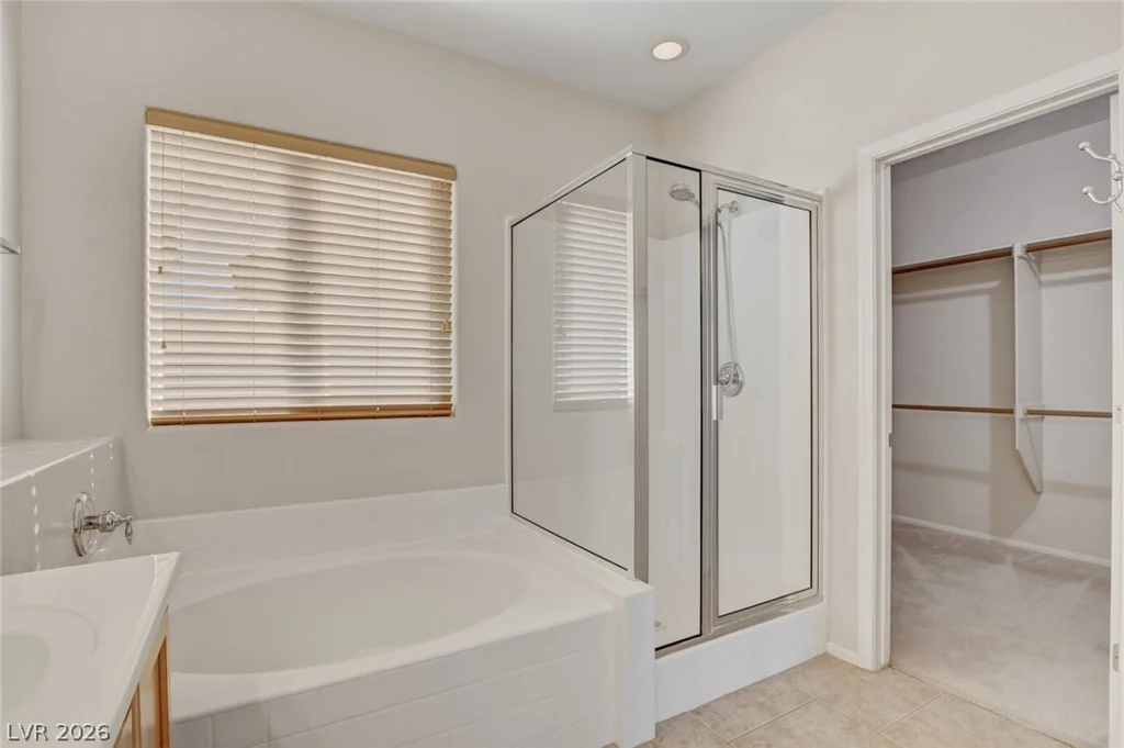 6824 Woodland Vase, Las Vegas, NV 89131