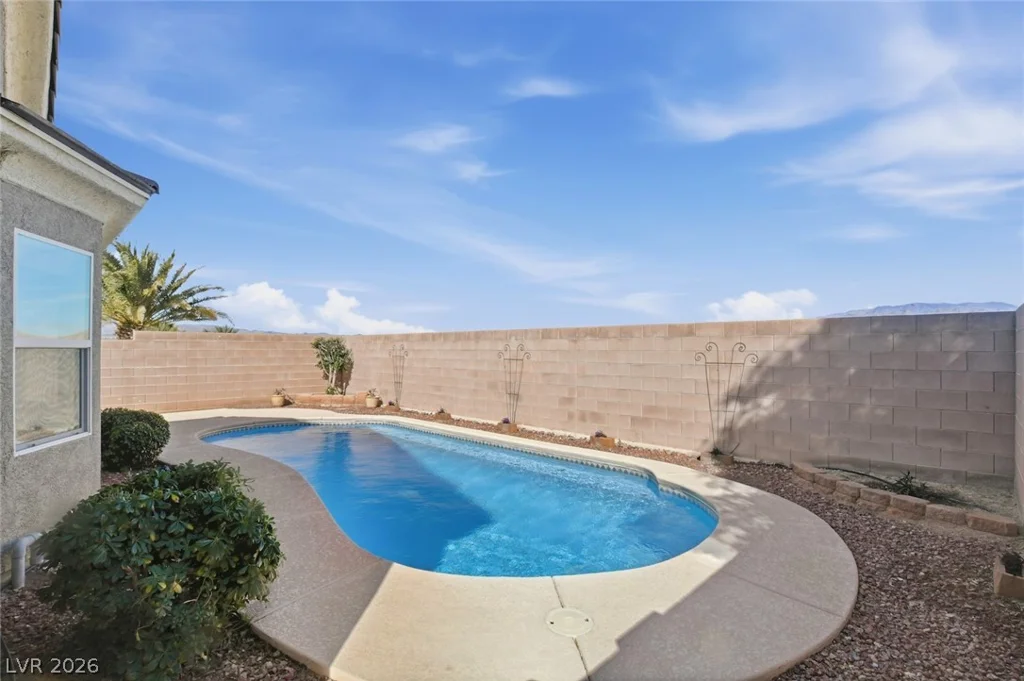 6824 Woodland Vase, Las Vegas, NV 89131