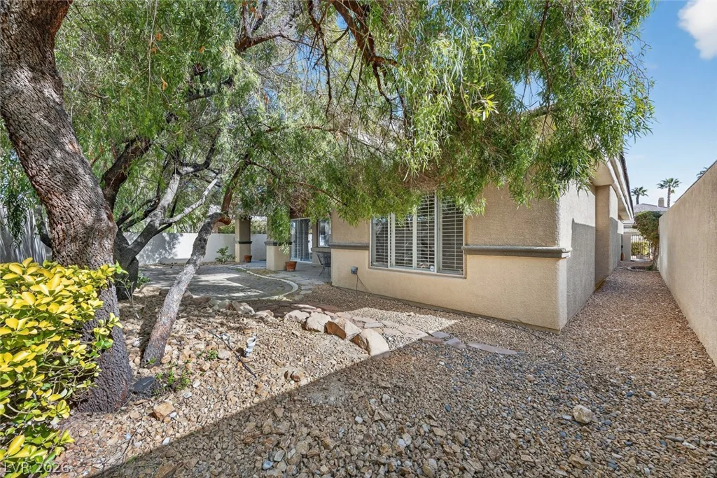 541 Summer Mesa, Las Vegas, NV 89144