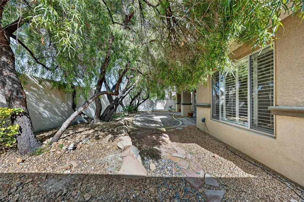 541 Summer Mesa, Las Vegas, NV 89144