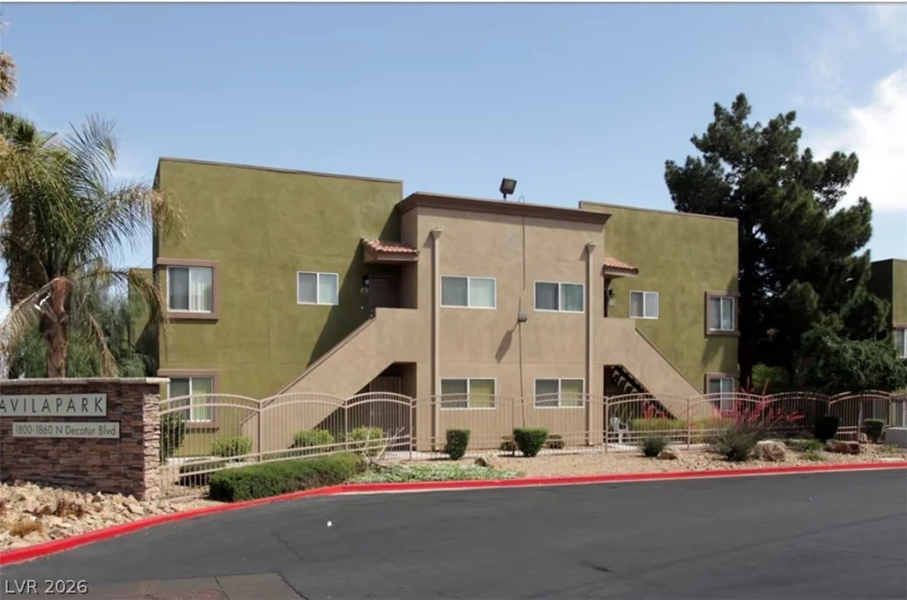 1804 Decatur, Las Vegas, NV 89108