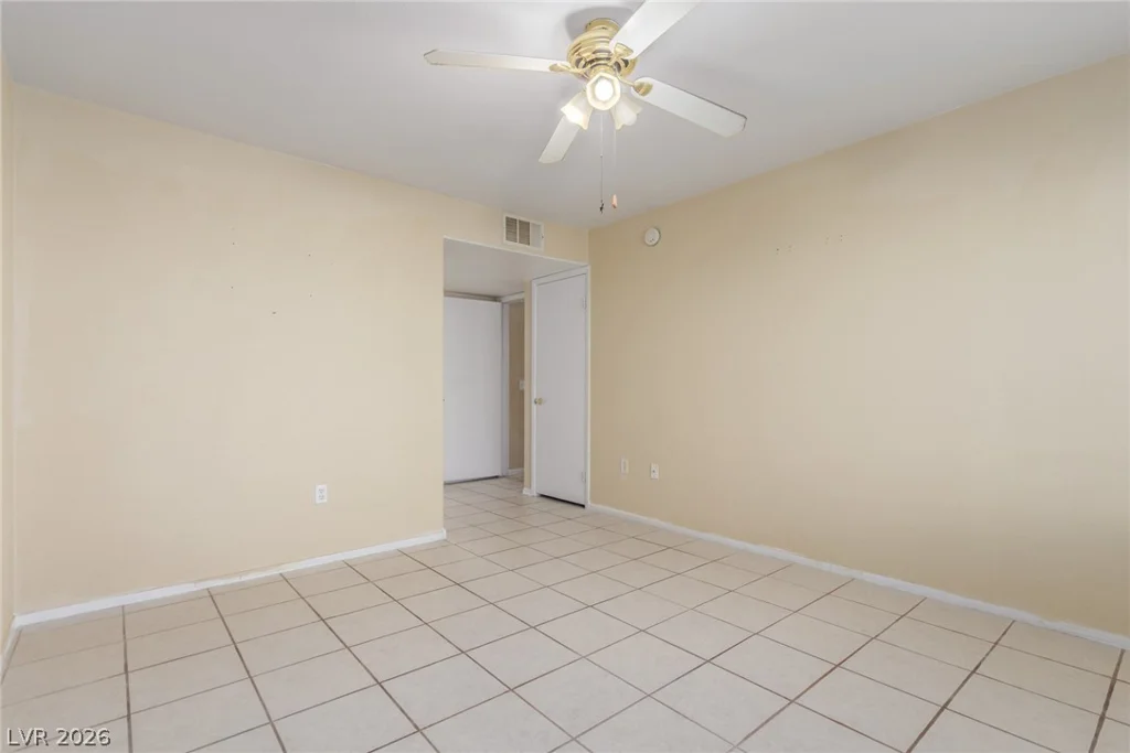 5710 Tropicana, Las Vegas, NV 89122