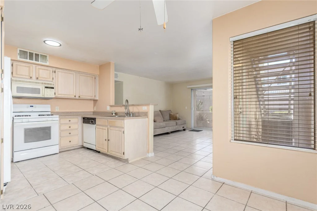 5710 Tropicana, Las Vegas, NV 89122