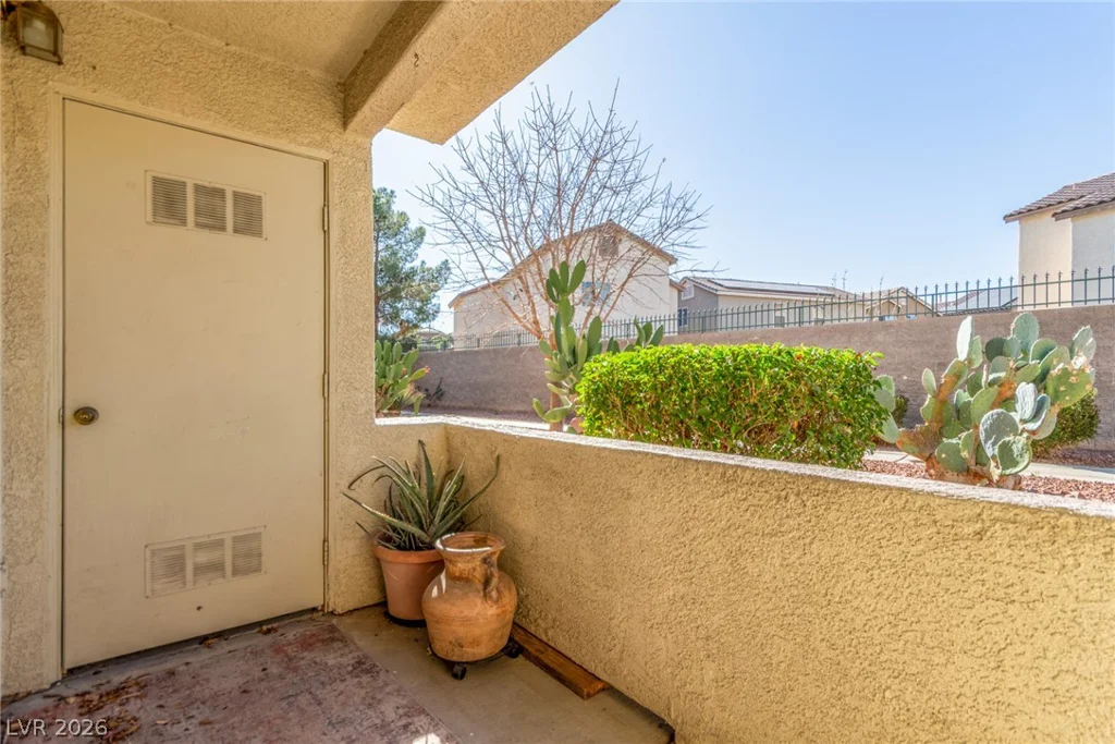 5710 Tropicana, Las Vegas, NV 89122