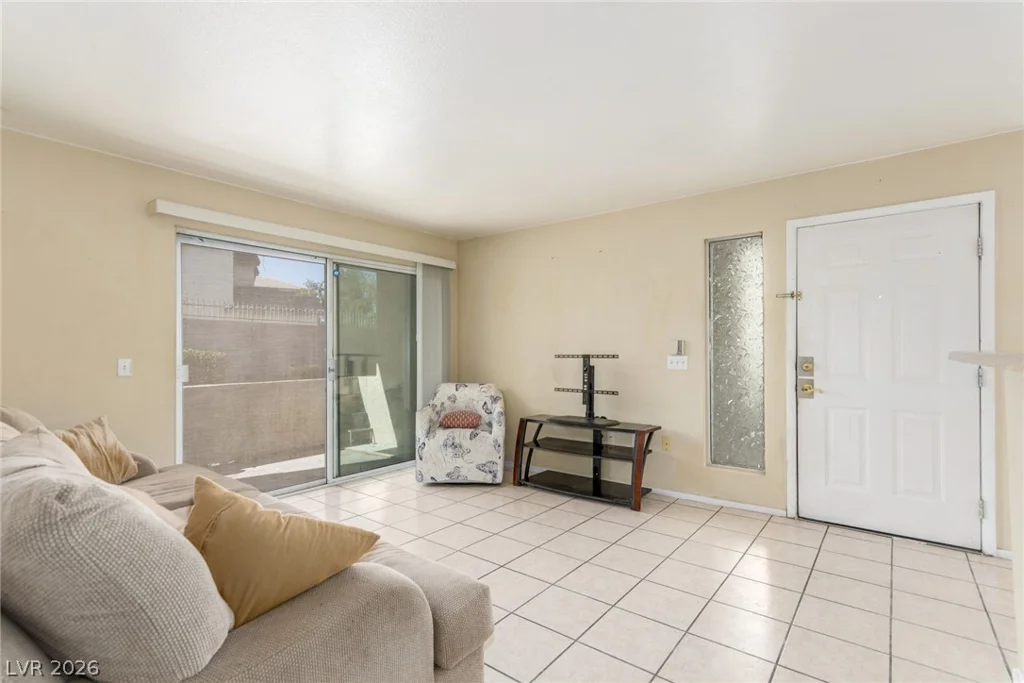 5710 Tropicana, Las Vegas, NV 89122