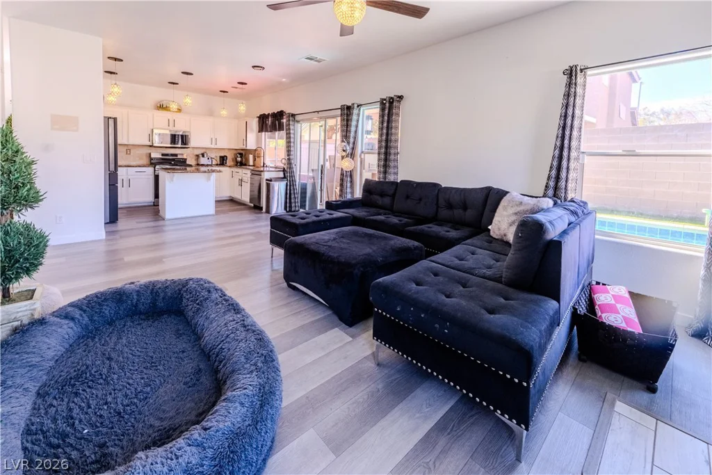 8539 Rocky Hillside, Las Vegas, NV 89123