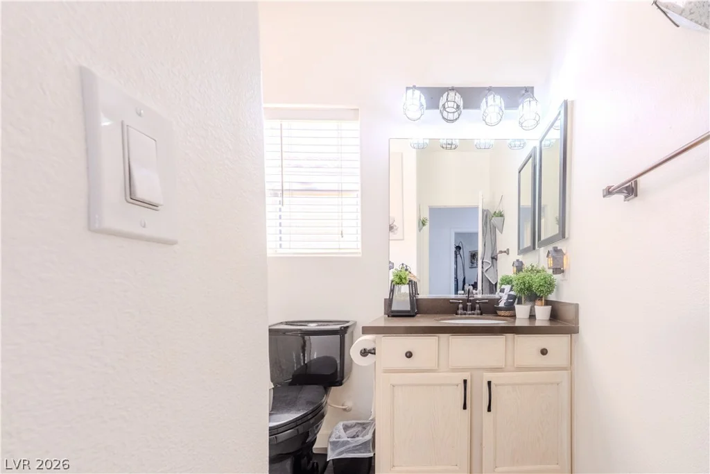 8539 Rocky Hillside, Las Vegas, NV 89123