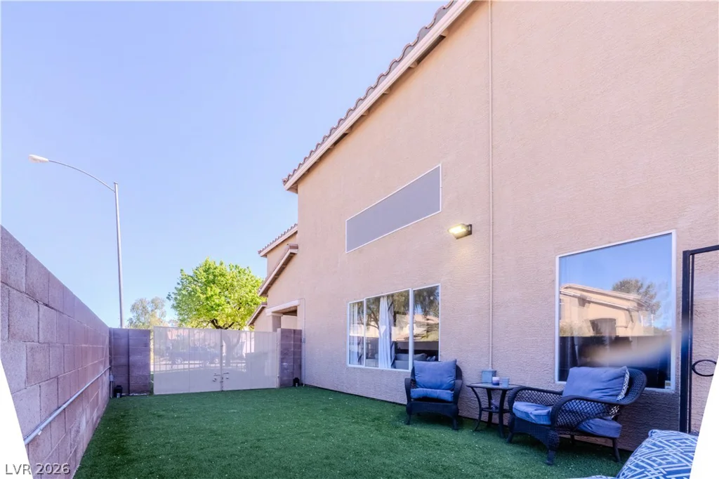 8539 Rocky Hillside, Las Vegas, NV 89123