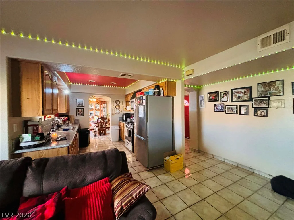1912 Torrey Pines, Las Vegas, NV 89146