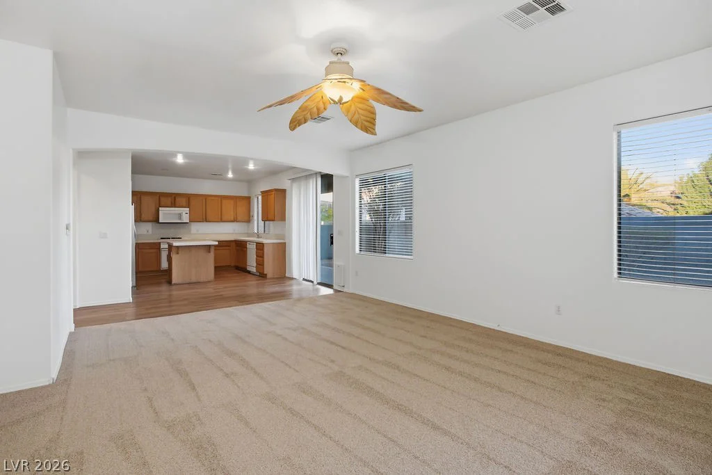 4916 Tindari, Las Vegas, NV 89130