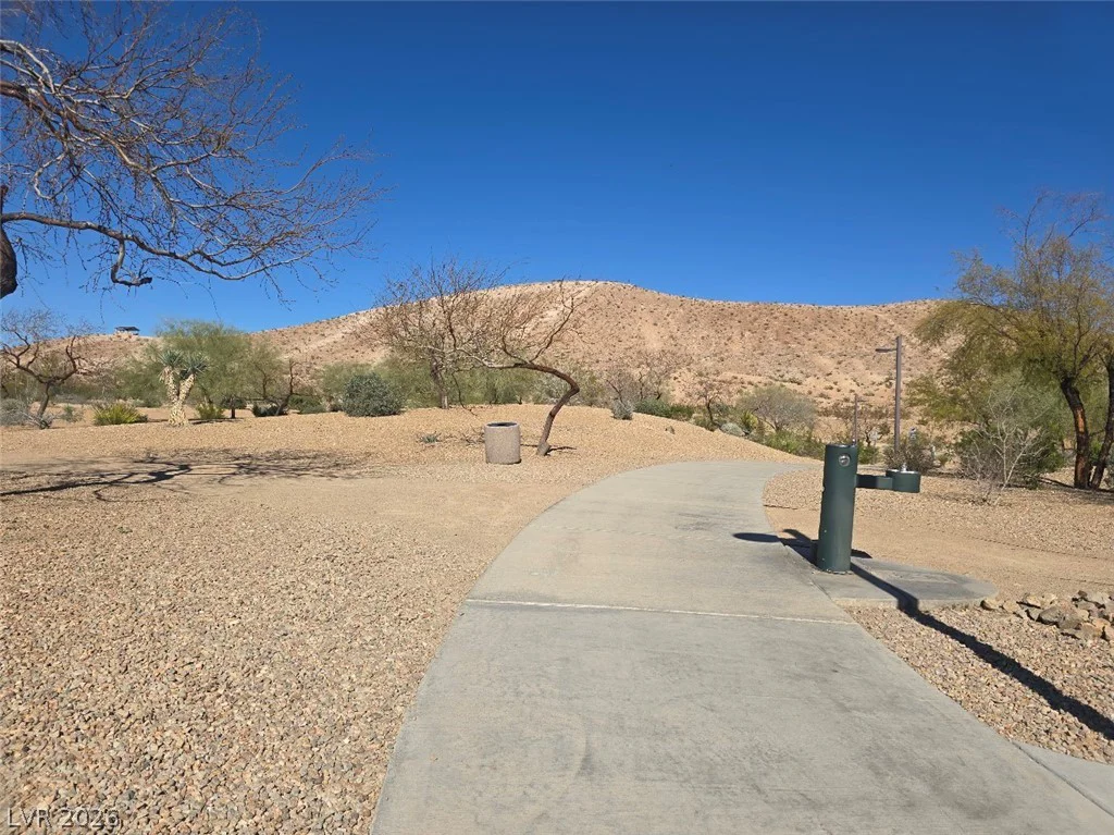 9833 Black Mulberry, Las Vegas, NV 89178