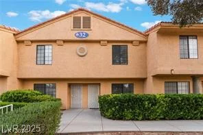 2851 Valley View, Las Vegas, NV 89102