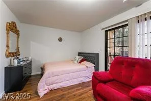 2851 Valley View, Las Vegas, NV 89102