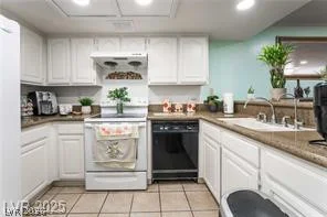 2851 Valley View, Las Vegas, NV 89102